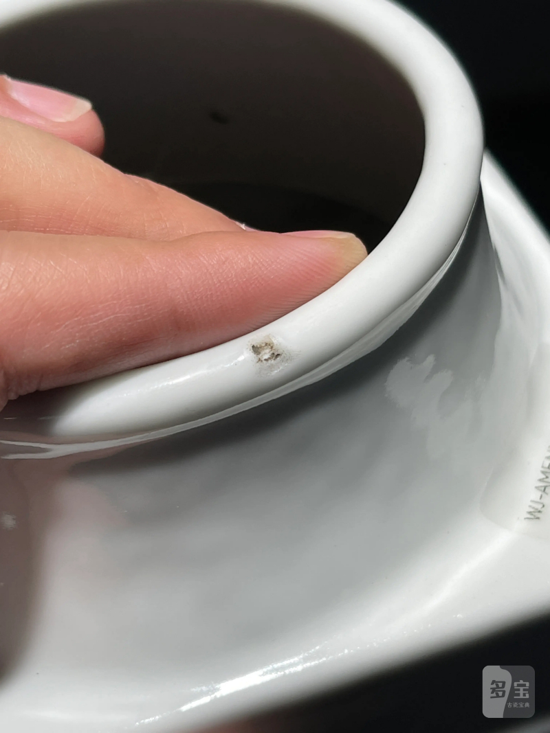 清中期 白釉八卦琮式瓶 - 图10
